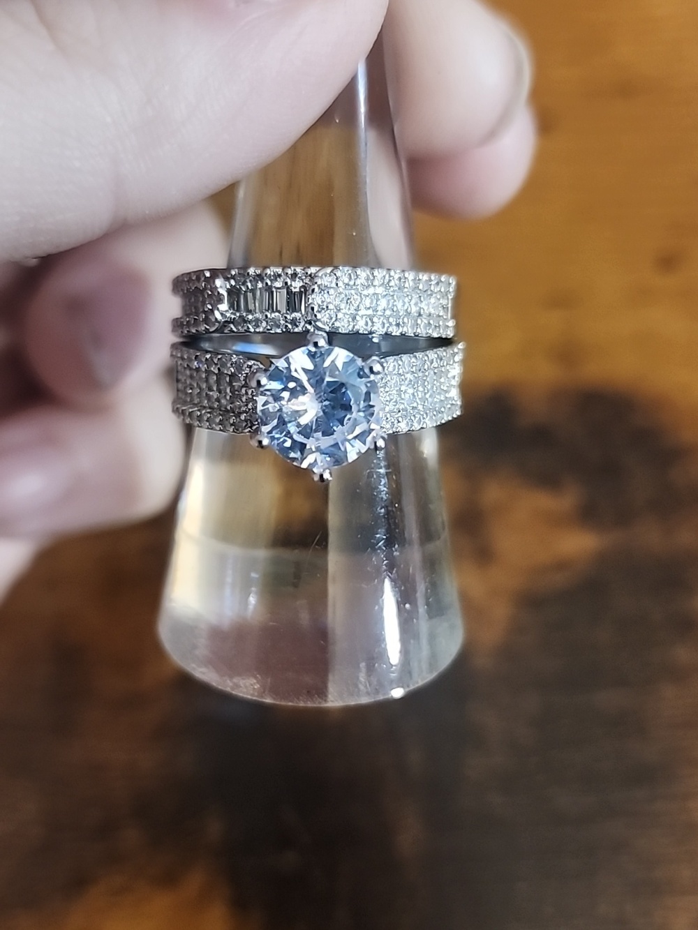 Size 8 2 Pcs Rings Luxury Fully Rhinestone engagement Runs suitable For Wedding